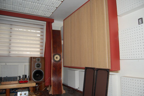 AUDIO